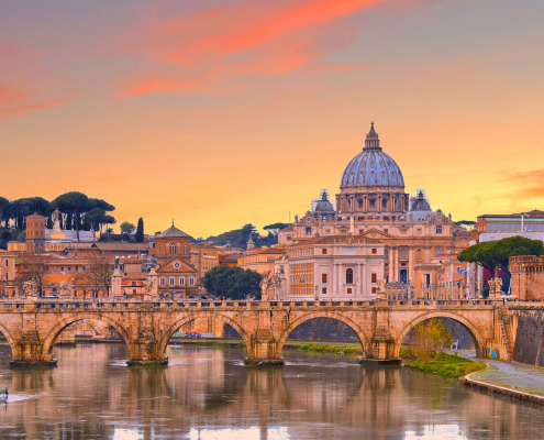 Blog-Rome-300273-2022-Rome-shutterstock_1417390817-Hybris